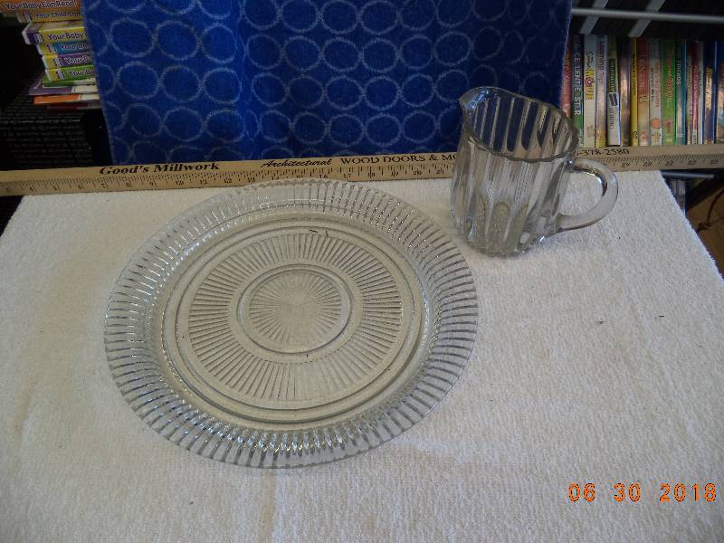 lot 1574 image: Glass Pitcher and Serving Platter