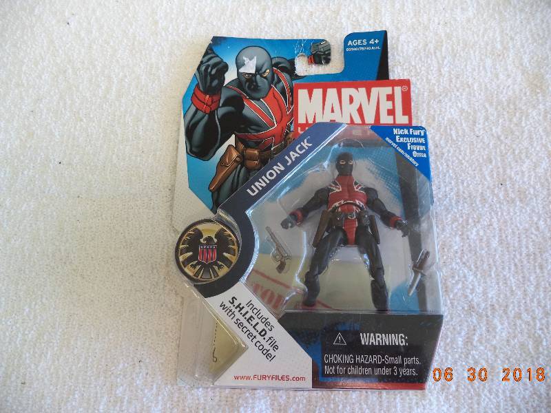 lot 1586 image: Boxed Marvel- Union Jack 2008