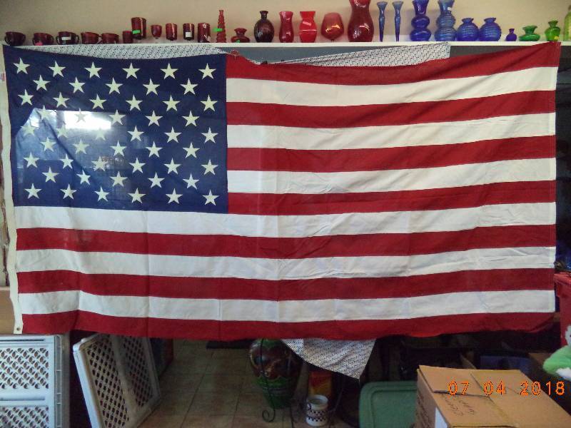 lot 1610 image: United States Flag- Old Glory