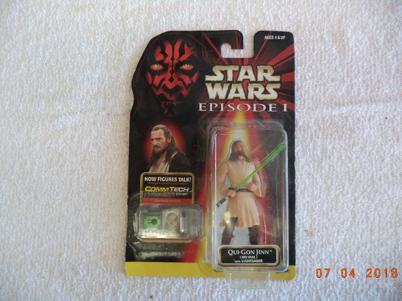 lot 1627 image: 1998 Hasbro Star Wars- Jedi Dual With Light Saber
