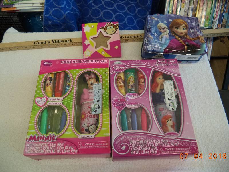 lot 1634 image: Minnie Mouse-Frozen- and More- LOT