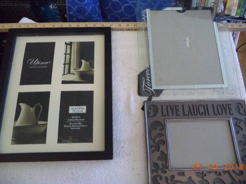 lot 1674 image: Frames- Photo  7 Total