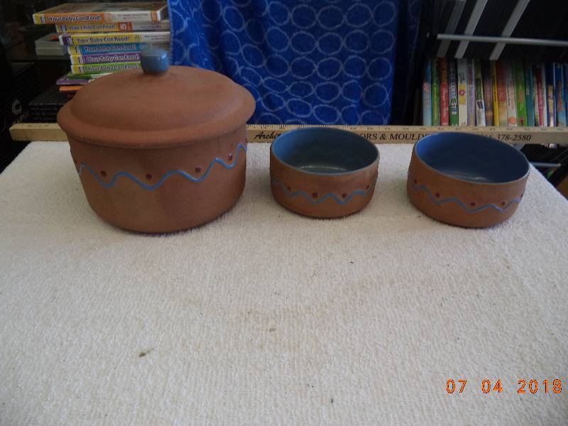 lot 1691 image: Native American Style Canister Set