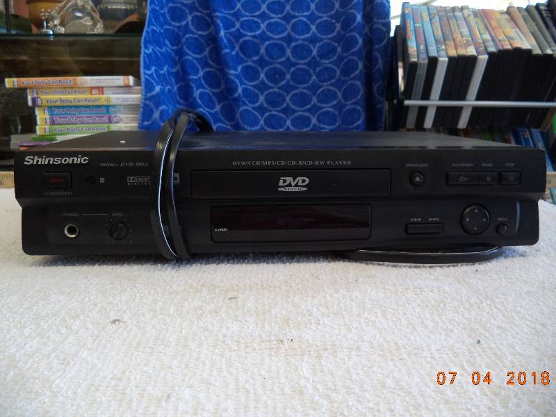 lot 1697 image: DVD Player and Disc Lot