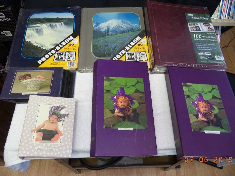 lot 1704 image: Photo Album Lot