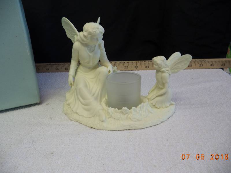 lot 1708 image: Arianna Votive Holder Party Lite