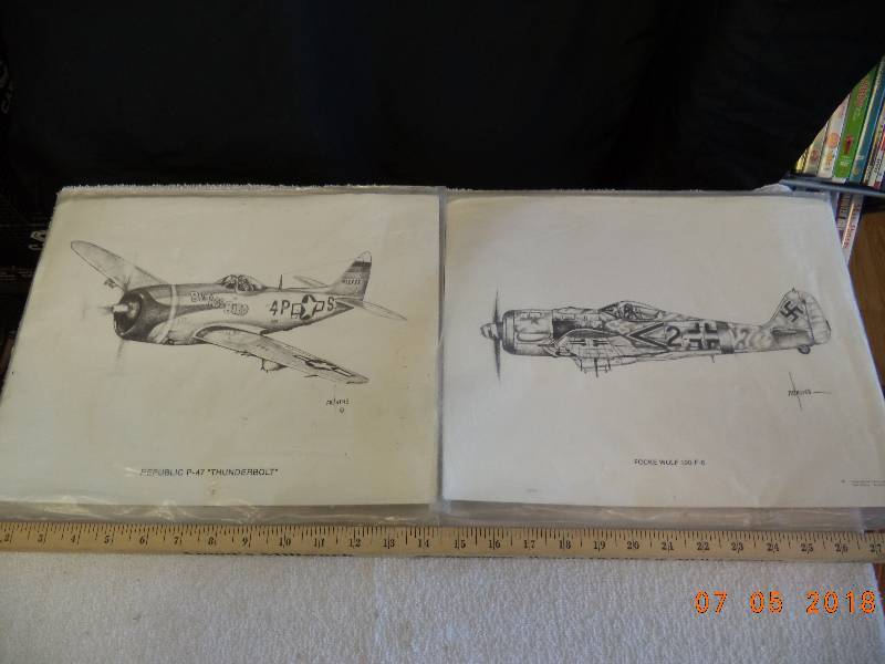 lot 1726 image: Airplane Lot of 