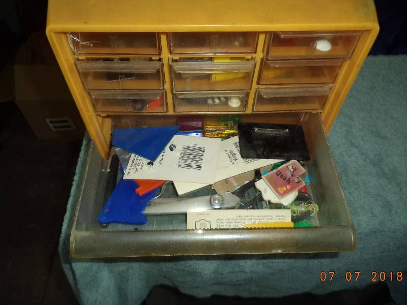 lot 1884 image: Old Sewing Supplies Lot