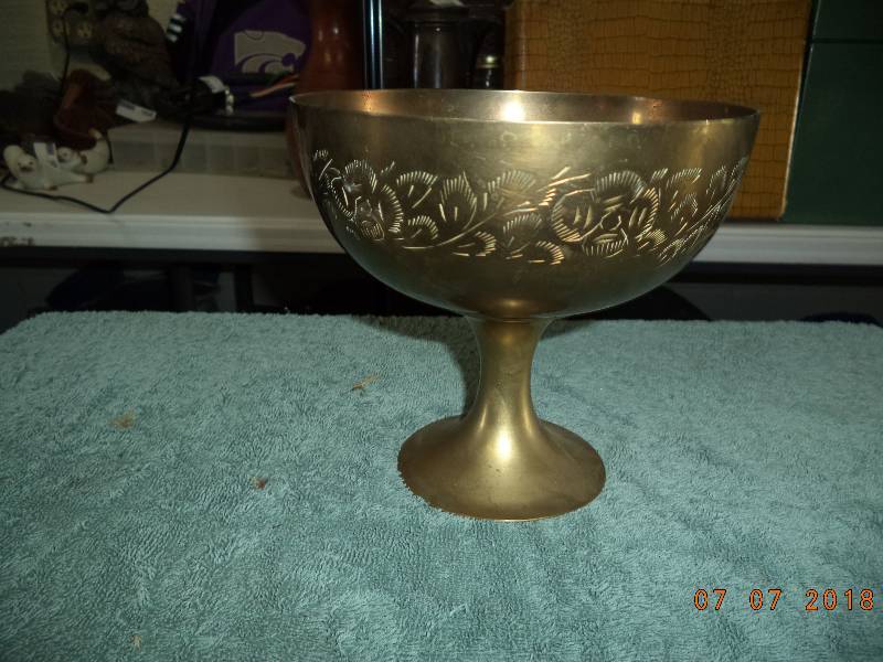 lot 1885 image: Brass Fruitbowl or Goblet- You Decide