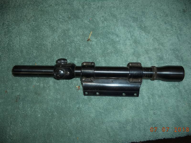 lot 1888 image: Weaver Rifle Scope