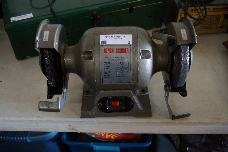 lot 2 image: 2 Wheel Bench Grinder 12 HP Motor  6 inch Wheels