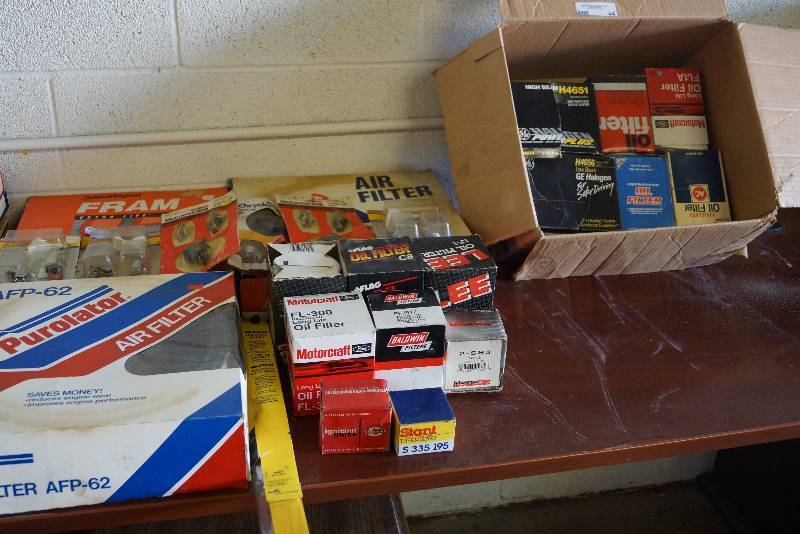 lot 44 image: Large Lot of Automobile Parts- Filters and Other
