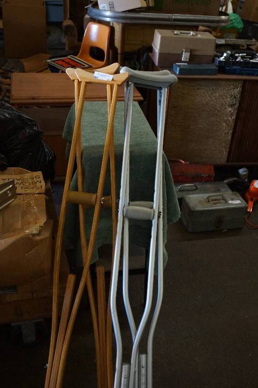 lot 45 image: 2 Pair of Crutches- Aluminum and Wood