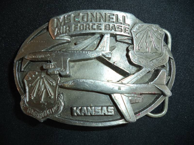lot 1900 image: McConnel Airforce Base belt buckle 1988 limited #97