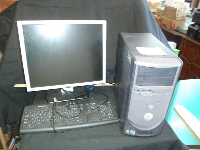 lot 1949 image: Dell Computer Setup