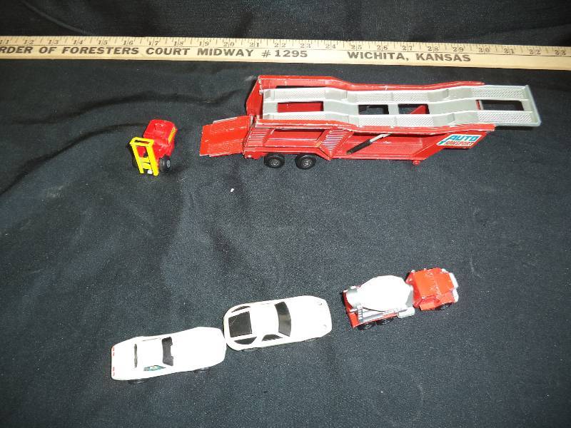lot 1950 image: 1970s HotwheelsMatchbox Lot of 5