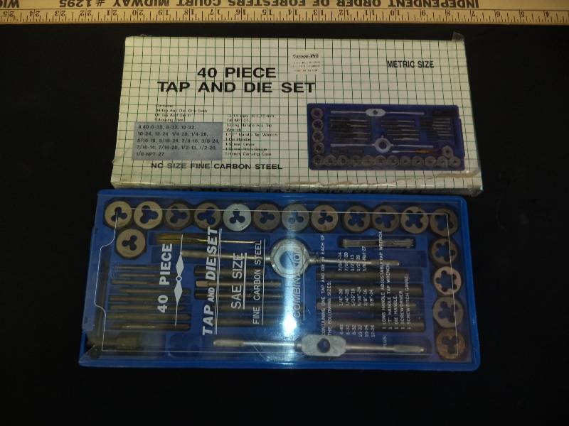 lot 1982 image: 40 Piece Tap and DIe Set