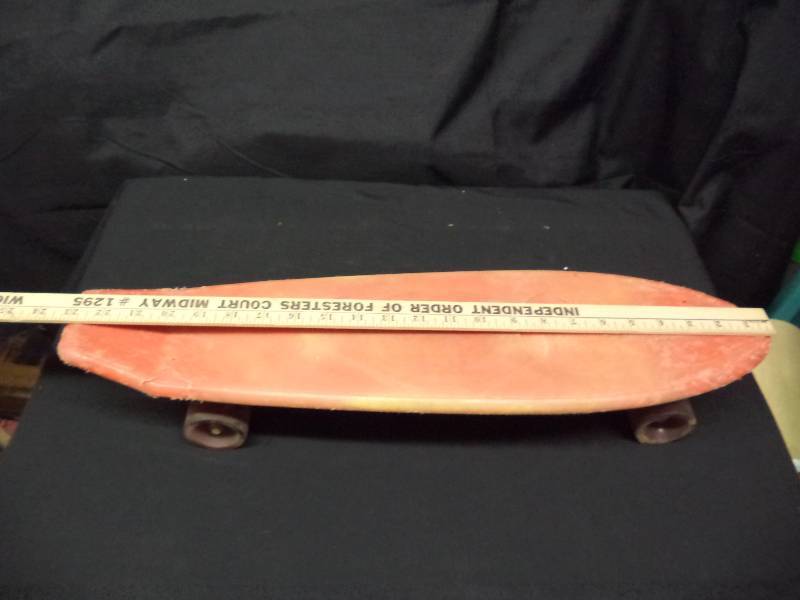 lot 2026 image: Sunset Skateboard- Old School Fun