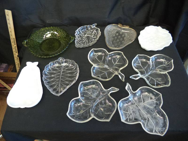 lot 2053 image: Candy Dish Lot of 10- Glass Clear-Green-Milk