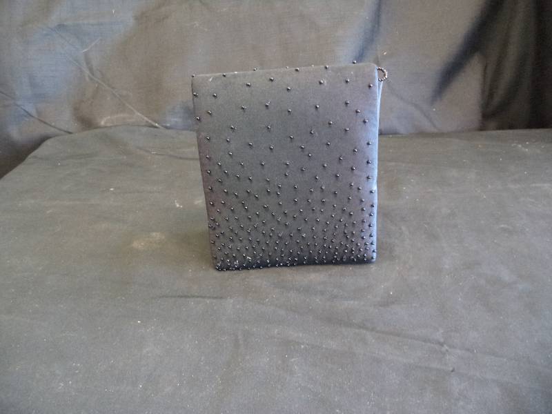 lot 2067 image: Small Clutch Purse