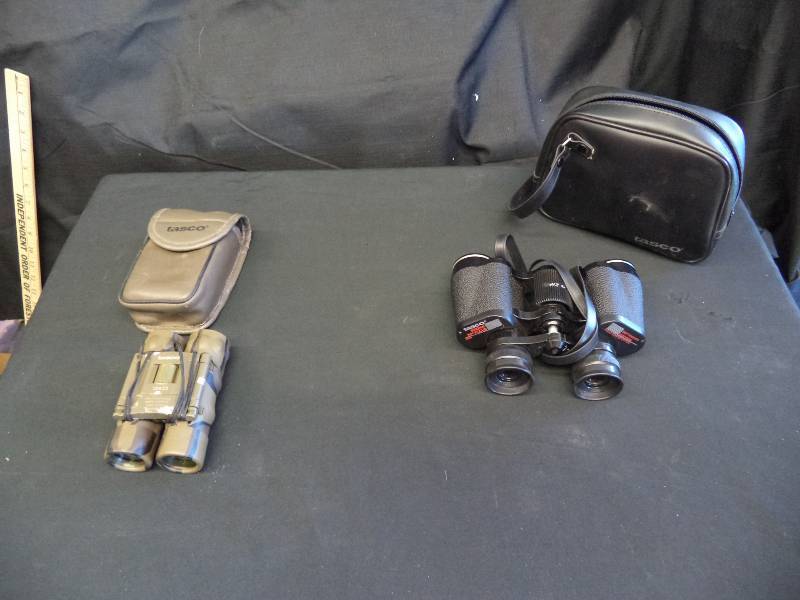 lot 2118 image: 2 Sets of Binoculars