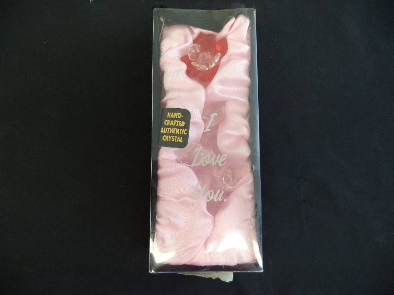 lot 2172 image: Hand Crafted Crystal   I Love You
