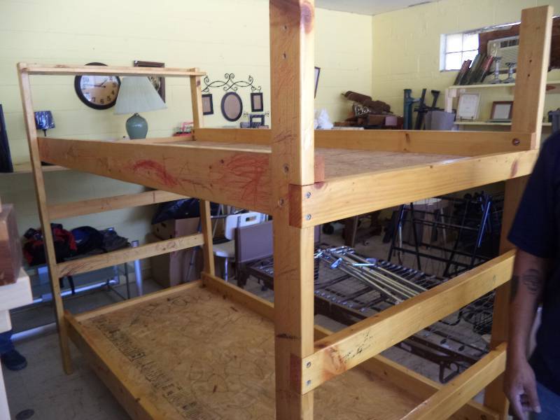 lot 2198 image: Bunk Beds- Wood
