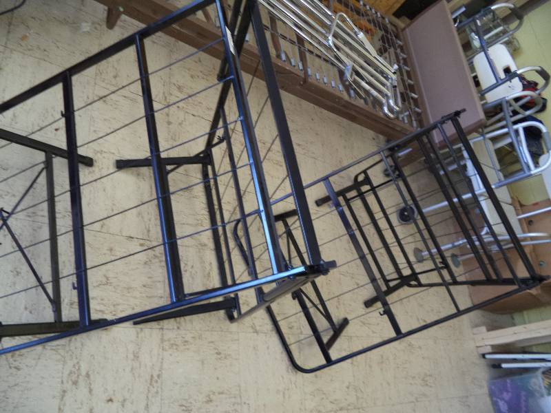lot 2194 image: 2 Cot Frames