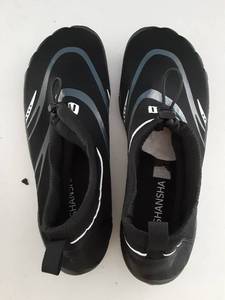 lot 14264 image: Mens Water Shoes, Black
