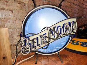 lot 9217 image: Blue Moon Neon Bar Sign