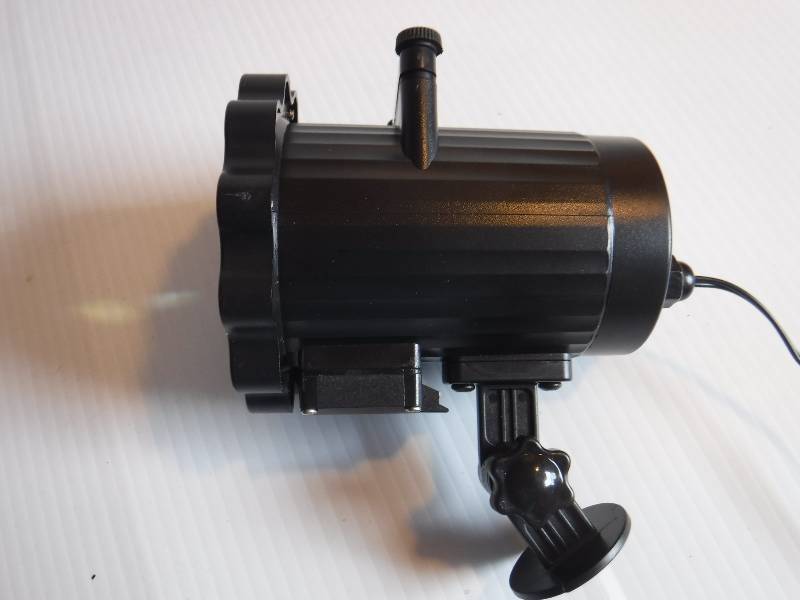 lot 1045 image: Thanksgiving led wall projector light