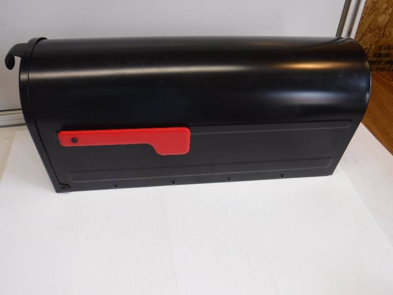 lot 1057 image: mailbox