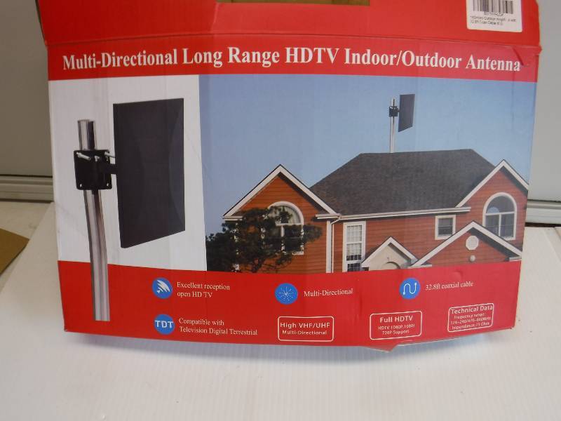 lot 1070 image: long range multi directional tv antenna