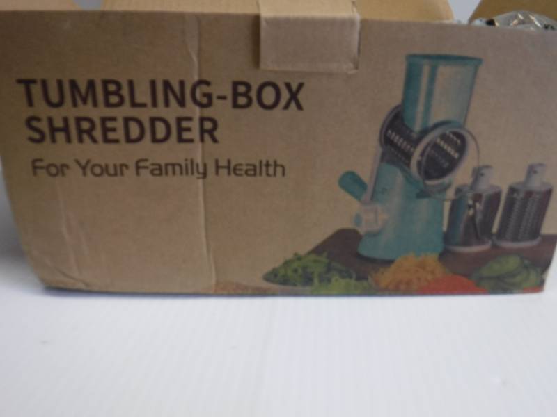 lot 1098 image: kitchen shredder