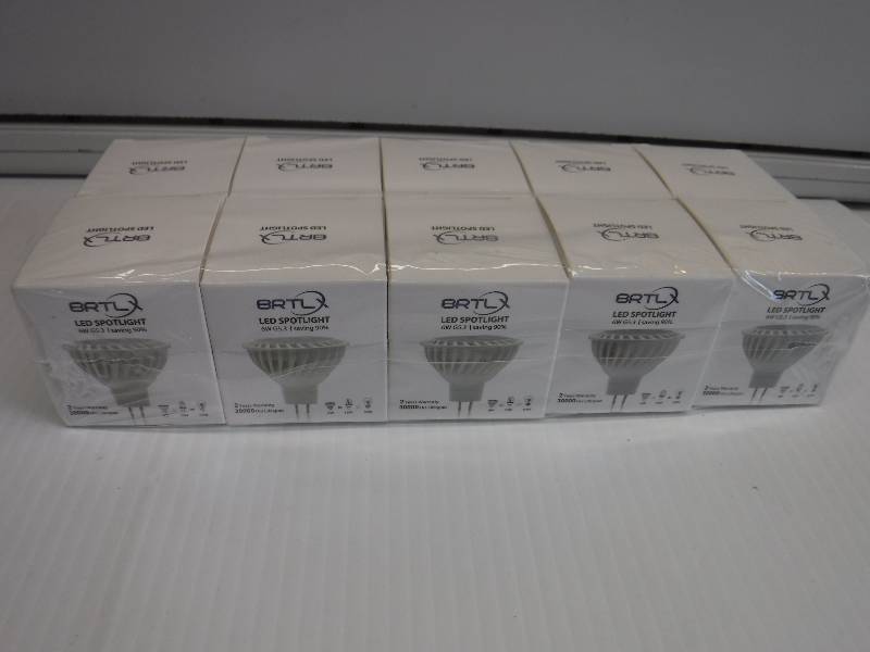 lot 1101 image: 10 pack led spot lights