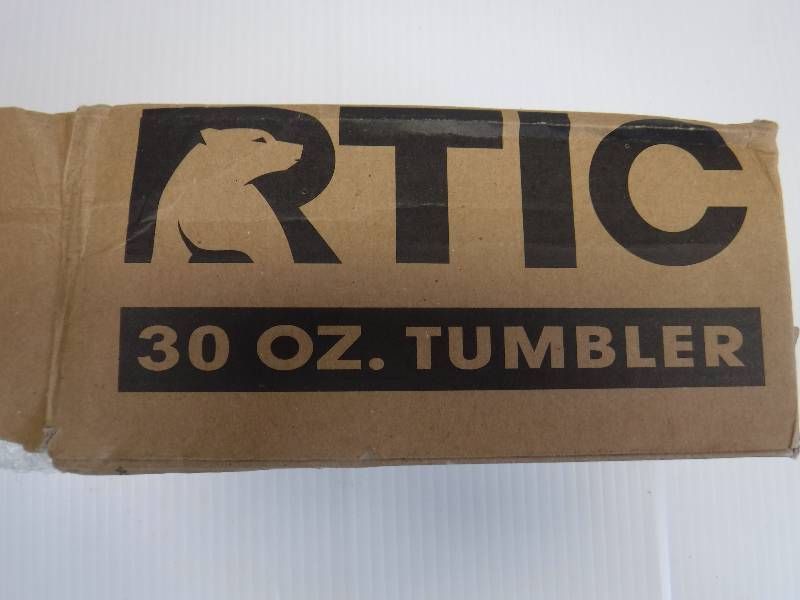 lot 1114 image: 30 oz tumbler