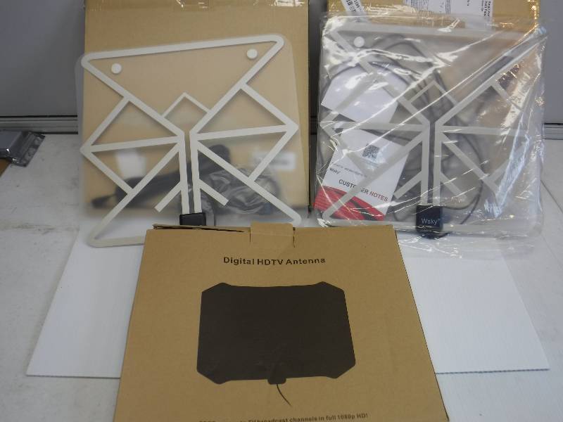 lot 1117 image: digital hdtv antennas