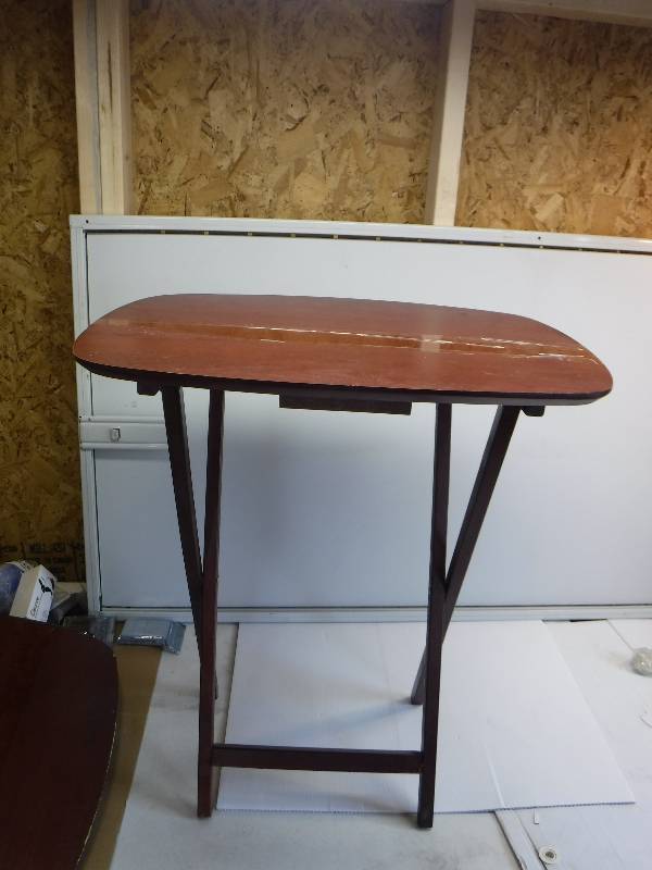 lot 1125 image: wooden tv trays