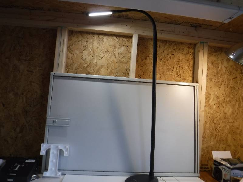 lot 1143 image: led floor lamp