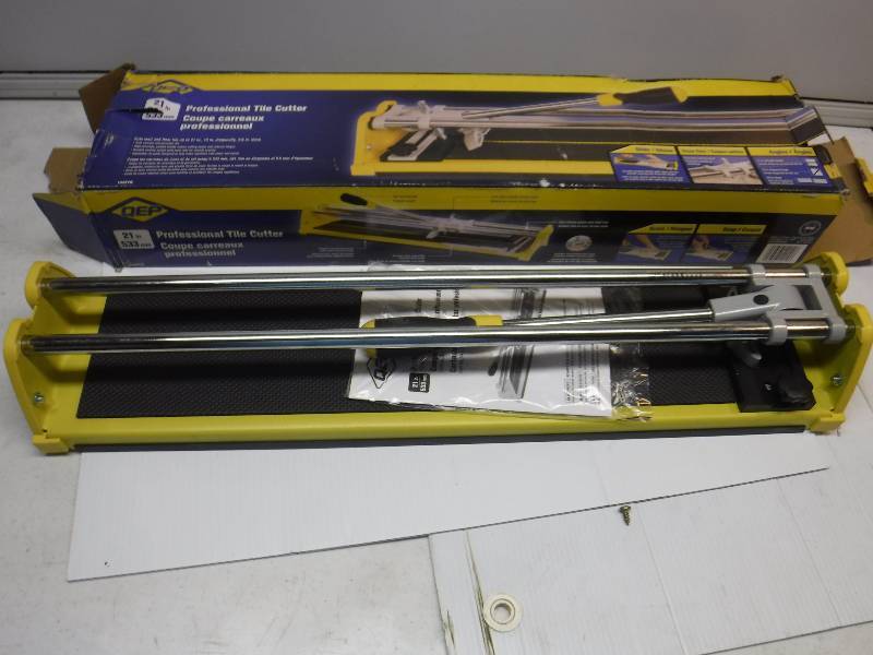 lot 1163 image: tile cutter