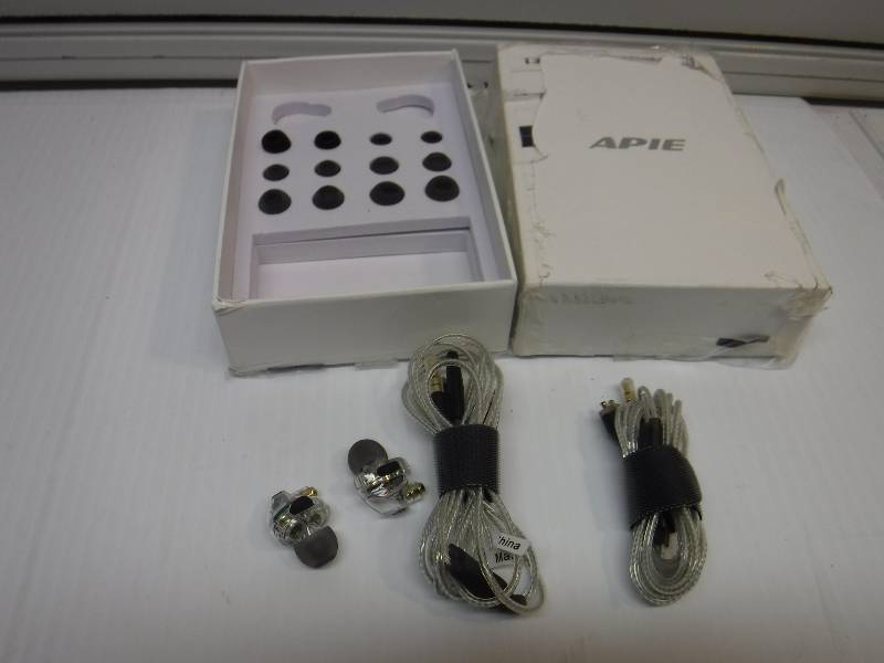 lot 1171 image: APIE Premium Genuine Wood Corded In-ear Headphones Earbuds Heavy Bass Noise Cancelling Earphones with Microphone