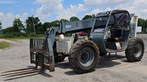 lot 13 image: Terex TH0606A 4x4x4 Telescopic Forklift Telehandler - John Deere 4045T Turbo Diesel Engine w Only 1730 Hours Powershift Transmission w 3 Forward and 3 Reverse Gears - 4-Wheel Drive, 4-Wheel Steer, Crab Steer - Lift Height 36ft - 3 Stage Boom