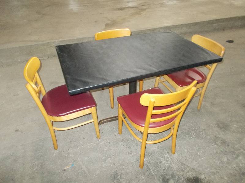 lot 7148 image: Table and Chairs