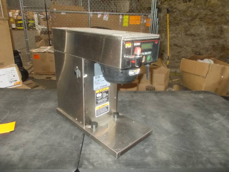 lot 7169 image: coffee maker