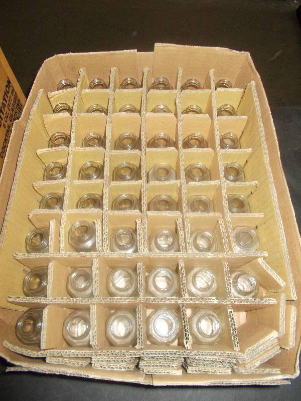 lot 7173 image: saltpepper shaker