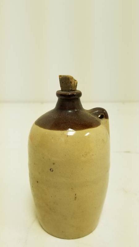 lot 1302 image: Old Mini Whiskey Jug - Pottery  Stoneware  Rare