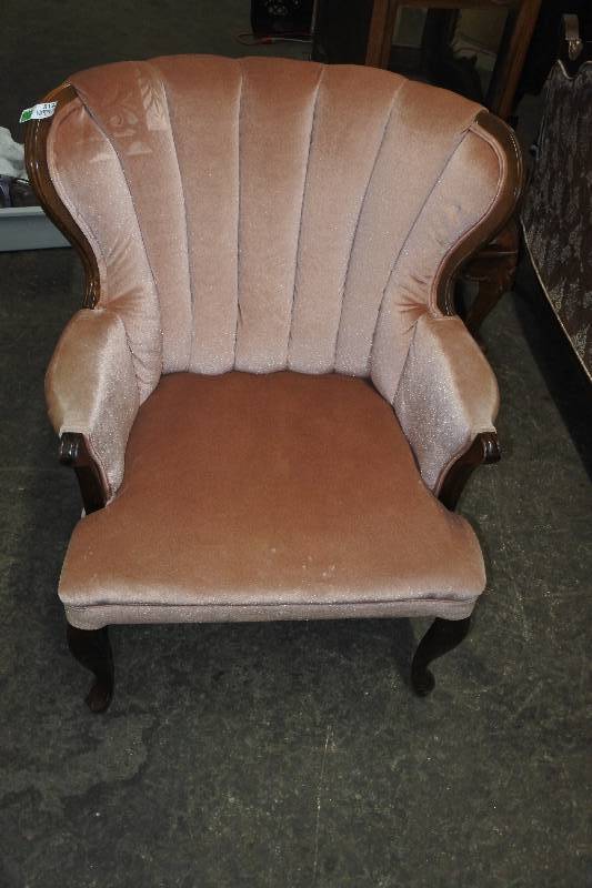 Pink Antique Queens Chair Antique Consignment Auction By