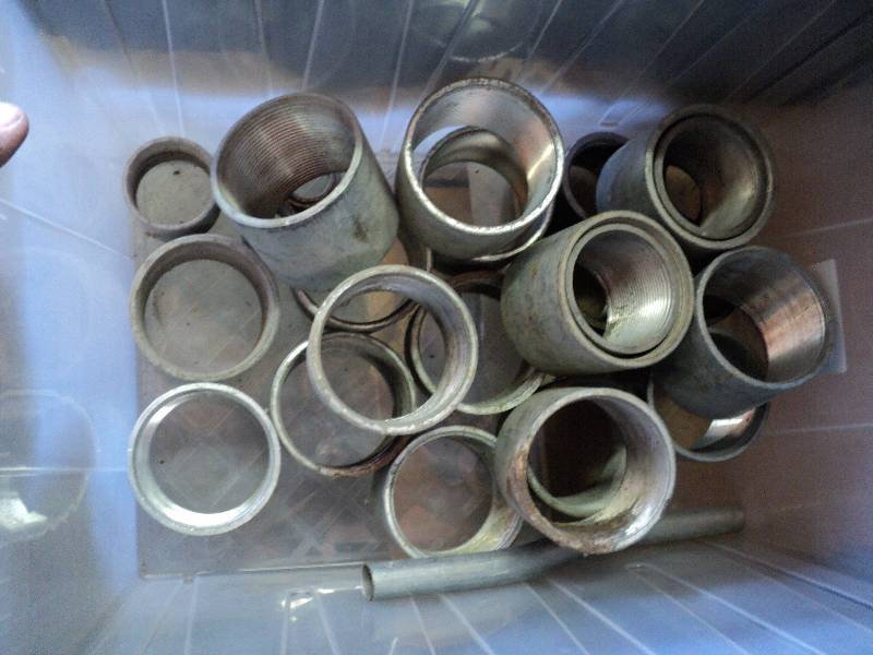 lot 1040 image: lot of galvanized fittings