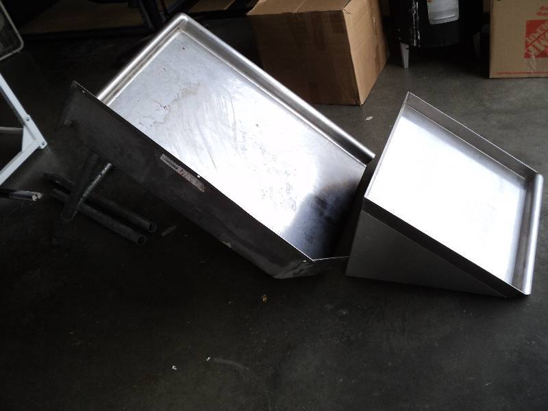 lot 1046 image: (2) CT lot Stainless Steel custom countertops
