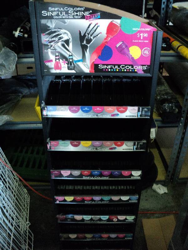 lot 1051 image: Nail polish display shelf